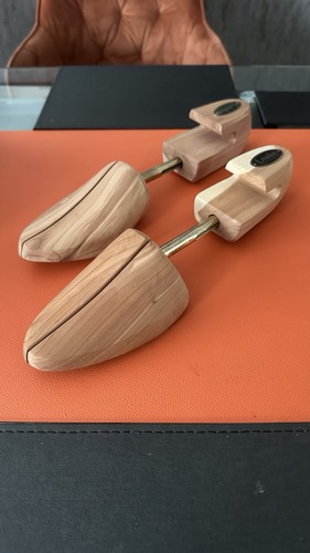 Loake shoemakers wooden - loake,